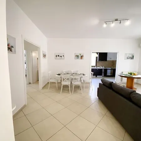Fabien's House Per Vacanze Rilassanti Vila